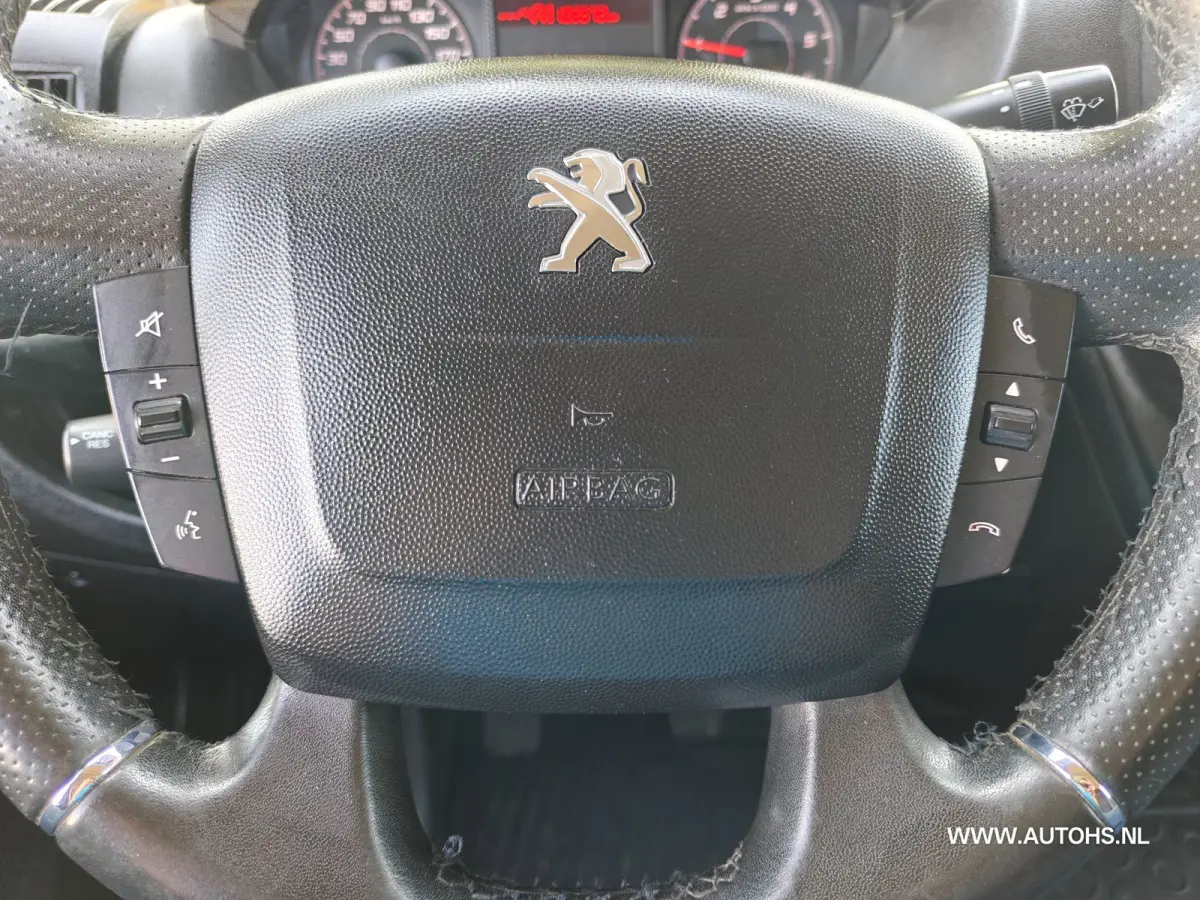 333 2.2 BlueHDi 165 PK L3H2 Premium, 1e Eig , euro 6, cruise , camera , navi , apk 10- 2027 , NW motor bij 118000 km