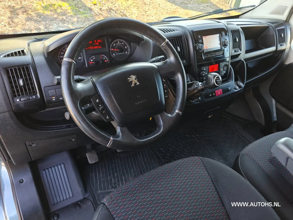 333 2.2 BlueHDi 165 PK L3H2 Premium, 1e Eig , euro 6, cruise , camera , navi , apk 10- 2027 , NW motor bij 118000 km