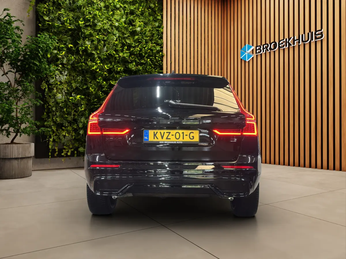 2.0 T6 Plug-in hybrid AWD Plus Black Edition