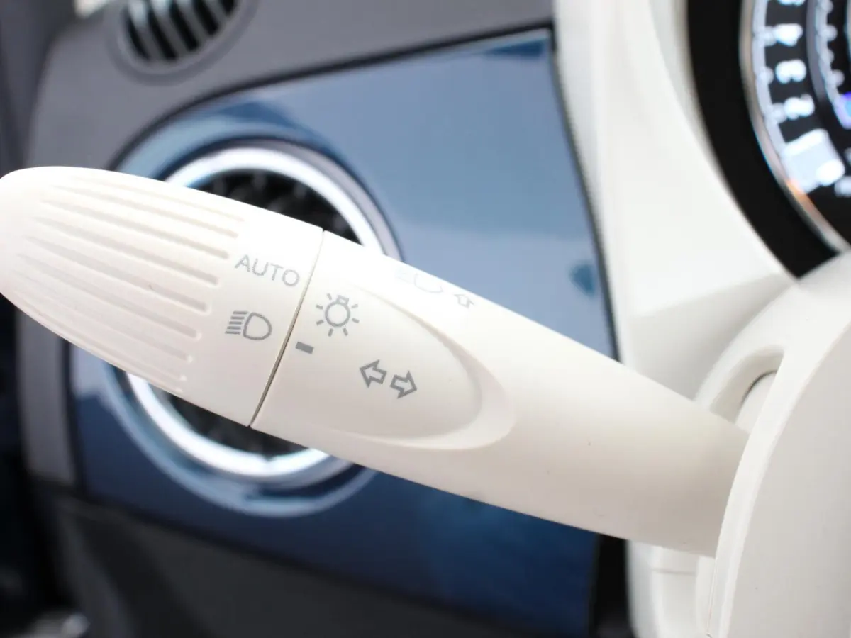 1.0 Hybrid Bellavita Navigatie Apple Carplay/Android Auto Climate Control Lichtmetalen velgen Parkeer sensoren