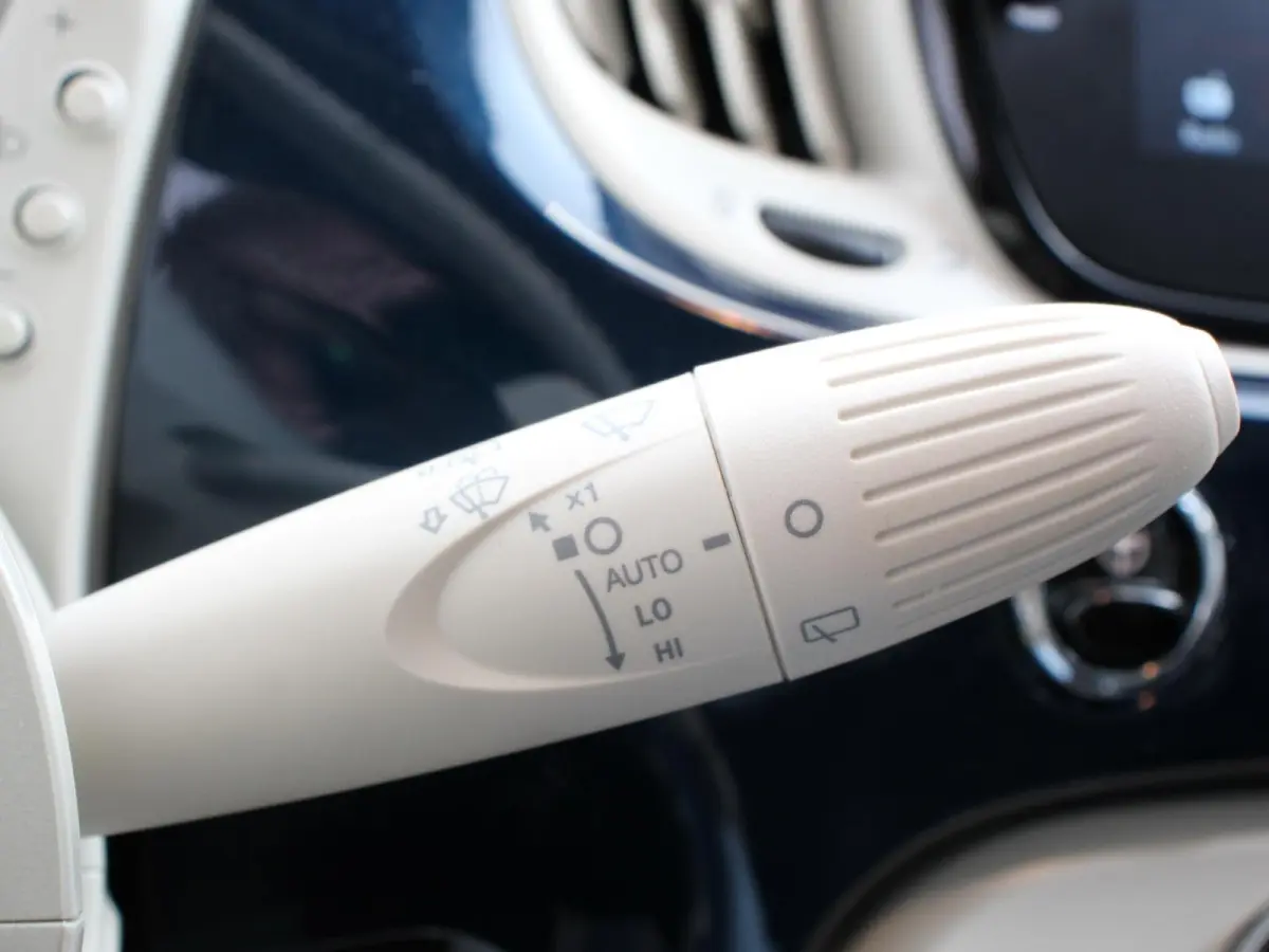 1.0 Hybrid Bellavita Navigatie Apple Carplay/Android Auto Climate Control Lichtmetalen velgen Parkeer sensoren