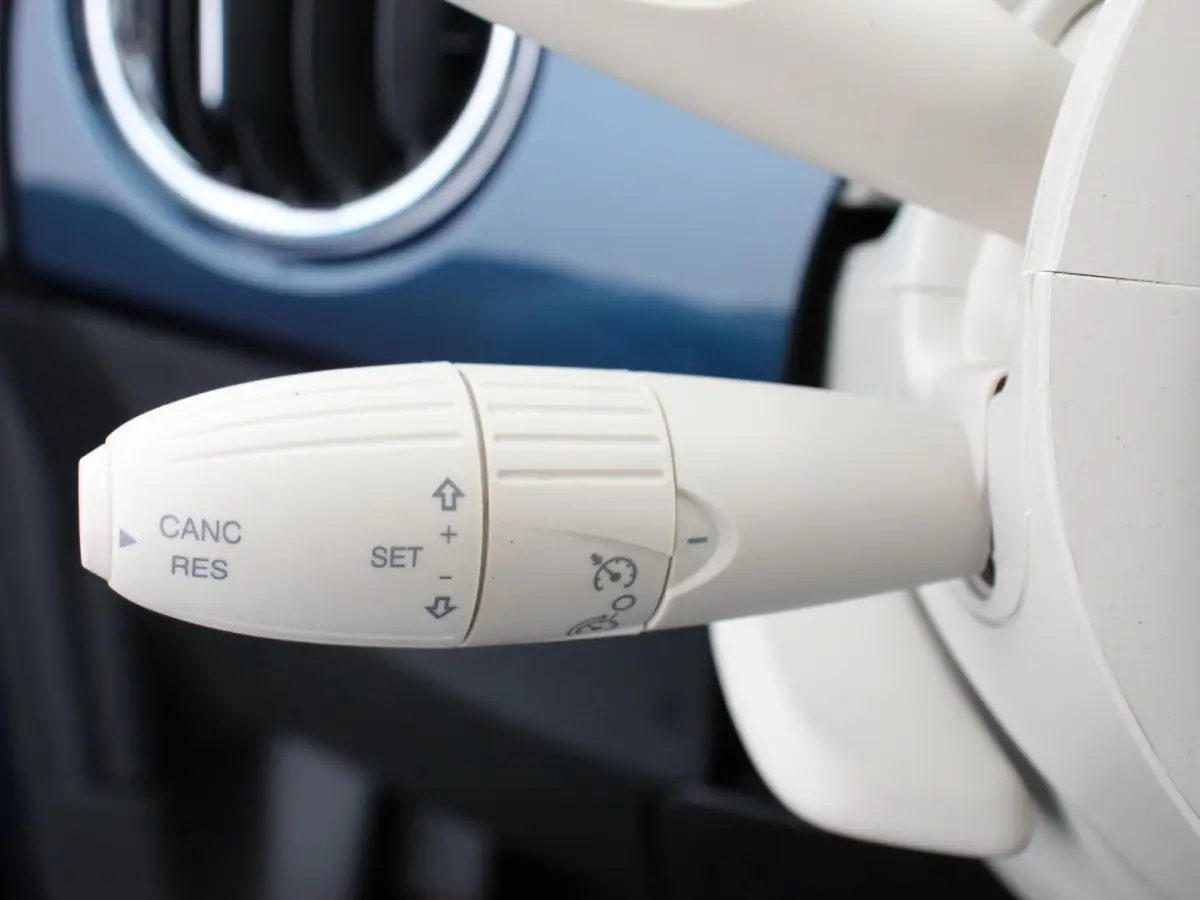 1.0 Hybrid Bellavita Navigatie Apple Carplay/Android Auto Climate Control Lichtmetalen velgen Parkeer sensoren