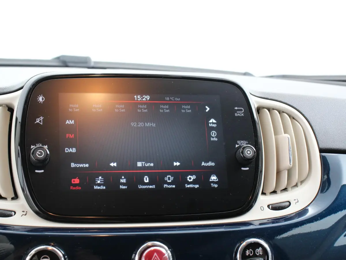 1.0 Hybrid Bellavita Navigatie Apple Carplay/Android Auto Climate Control Lichtmetalen velgen Parkeer sensoren