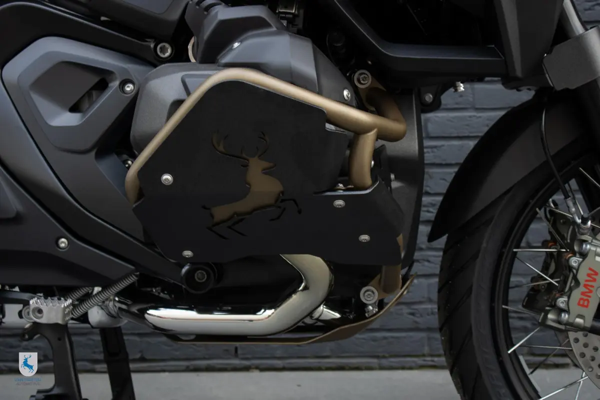 Triple Black / Bronze Edition / Van Harten Design / BOS