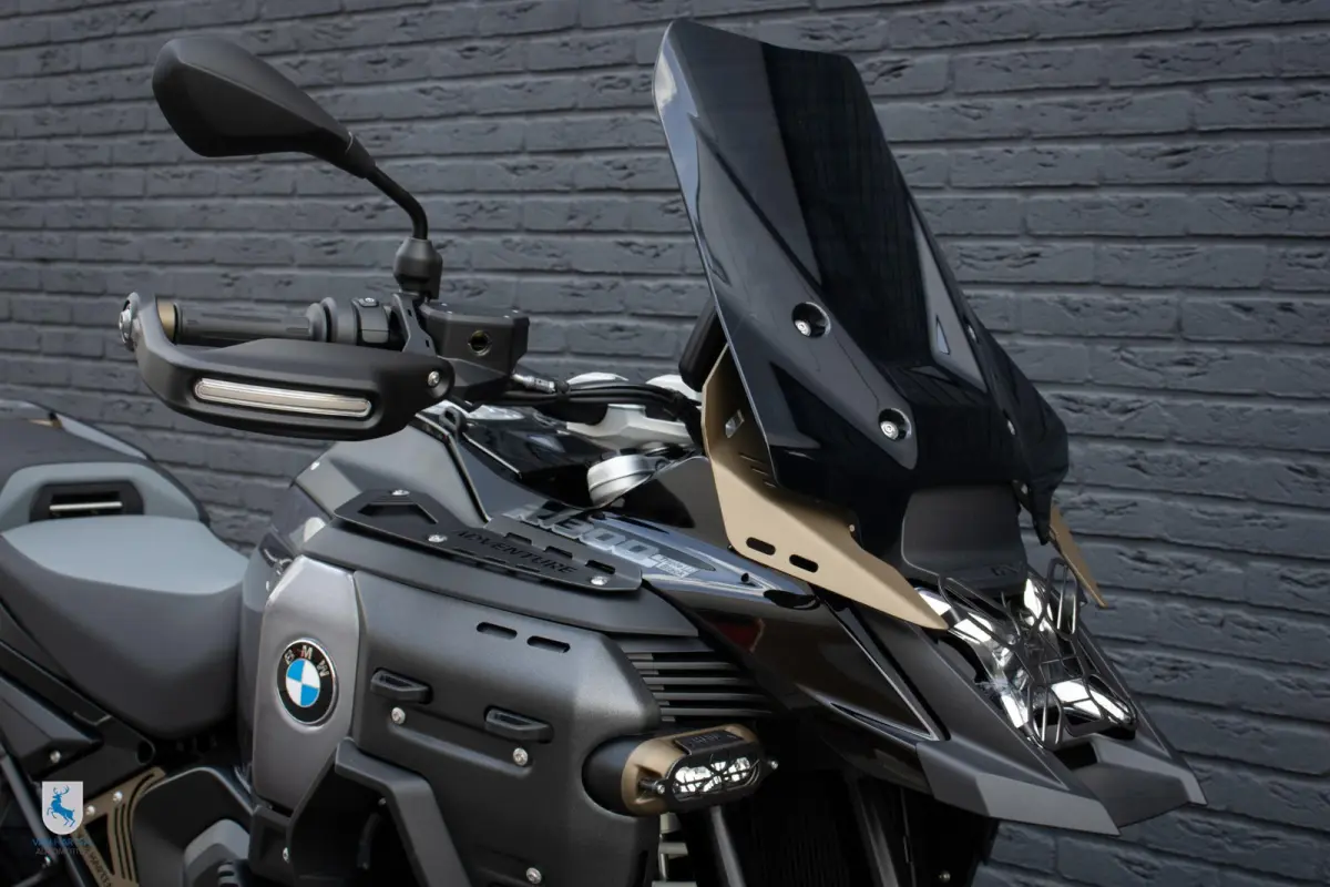 Triple Black / Bronze Edition / Van Harten Design / BOS