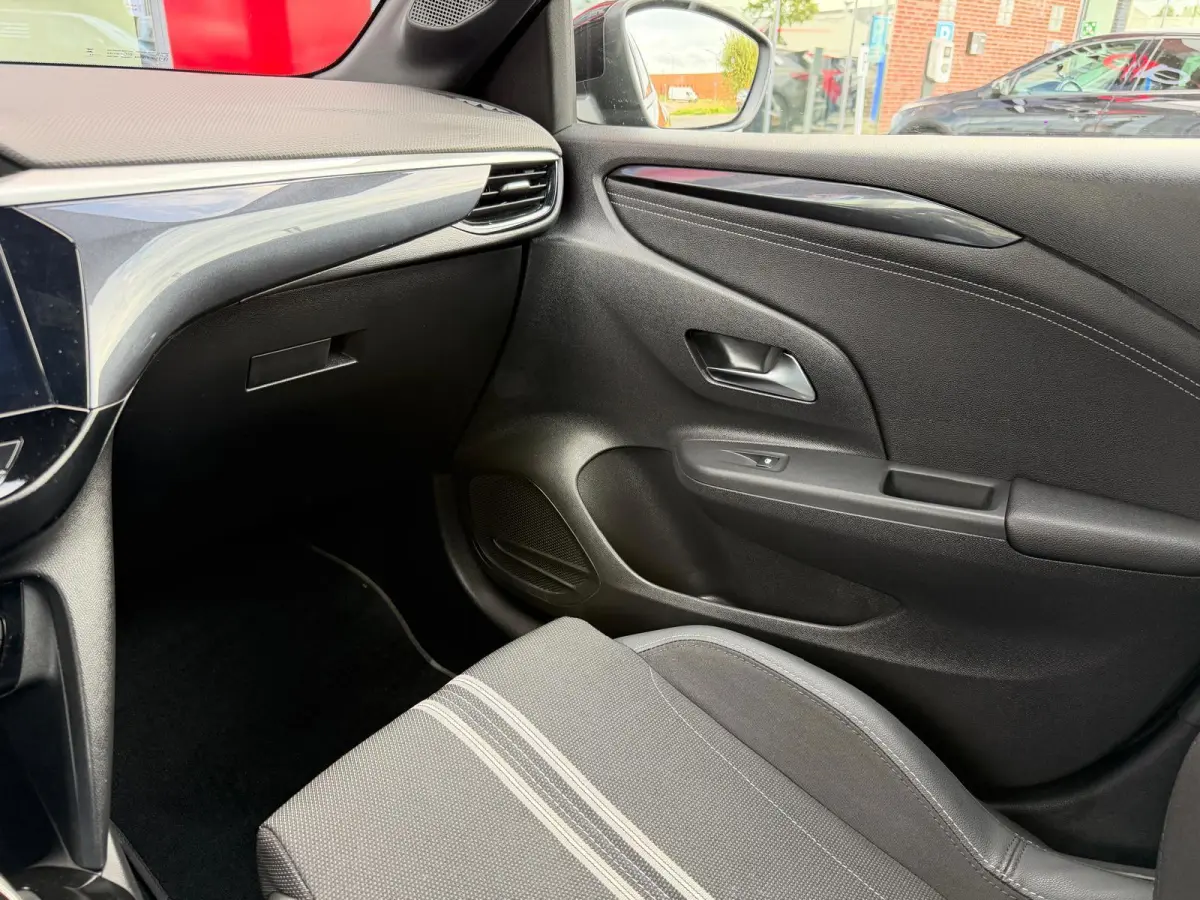 1.2 Turbo GS Line | Camera | Parksensor | LED | Stoelverwarming | Carplay |