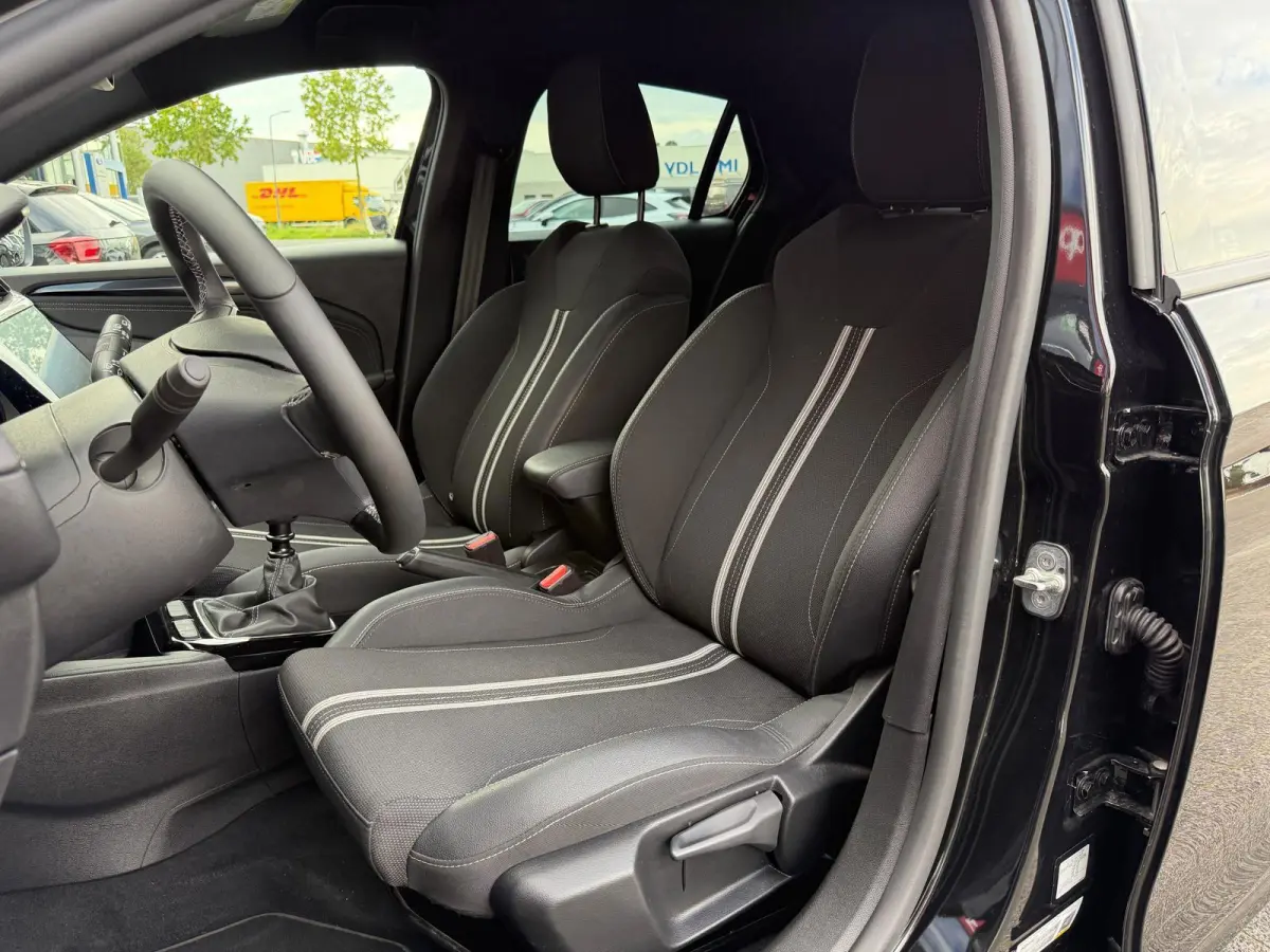 1.2 Turbo GS Line | Camera | Parksensor | LED | Stoelverwarming | Carplay |