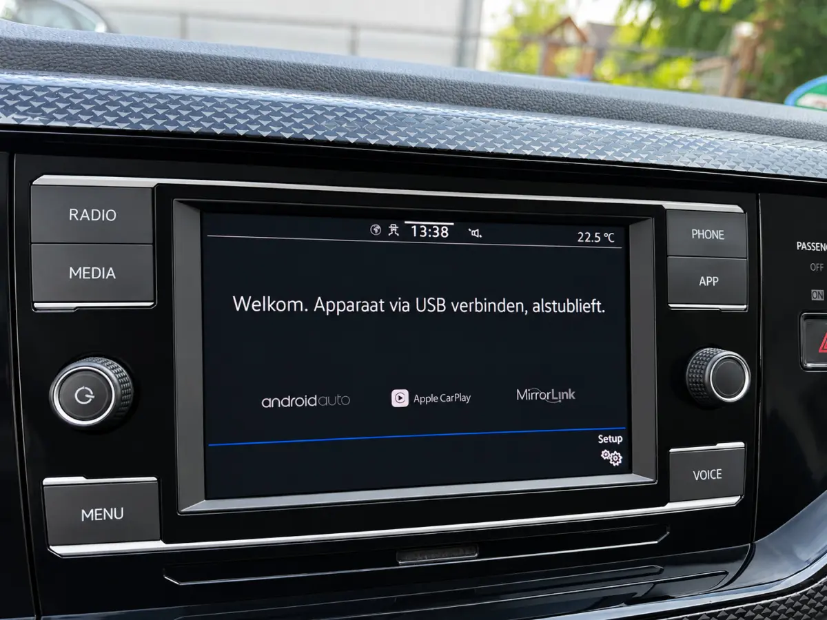 1.0 TSI R-Line Business_Navi_Carplay_Led_Virtual cocpit
