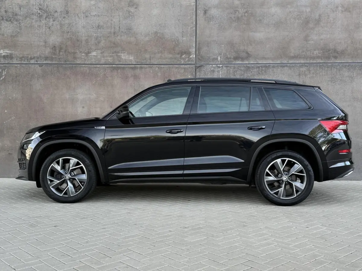 2.0 TSI 4x4 Sportline Business | Panorama dak | Adaptieve Cruise | Dealer onderhouden | Memory stoelen |