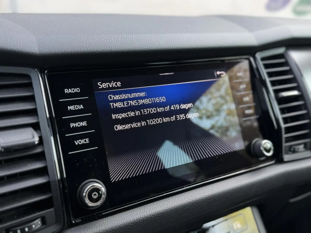2.0 TSI 4x4 Sportline Business | Panorama dak | Adaptieve Cruise | Dealer onderhouden | Memory stoelen |