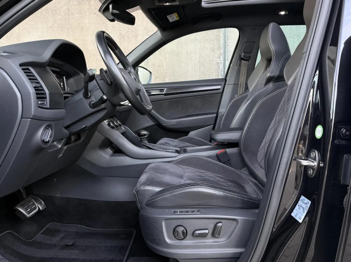 2.0 TSI 4x4 Sportline Business | Panorama dak | Adaptieve Cruise | Dealer onderhouden | Memory stoelen |