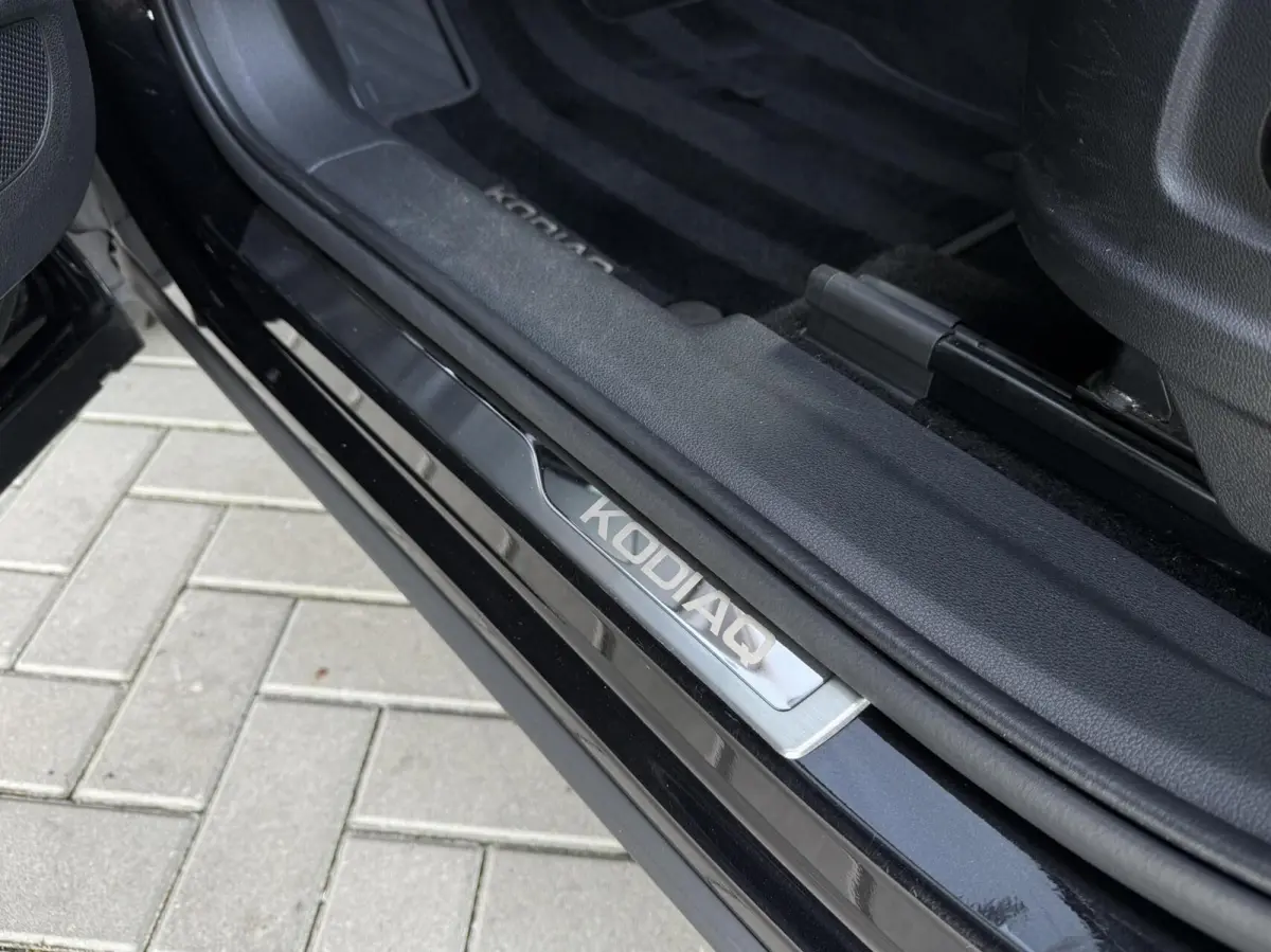 2.0 TSI 4x4 Sportline Business | Panorama dak | Adaptieve Cruise | Dealer onderhouden | Memory stoelen |