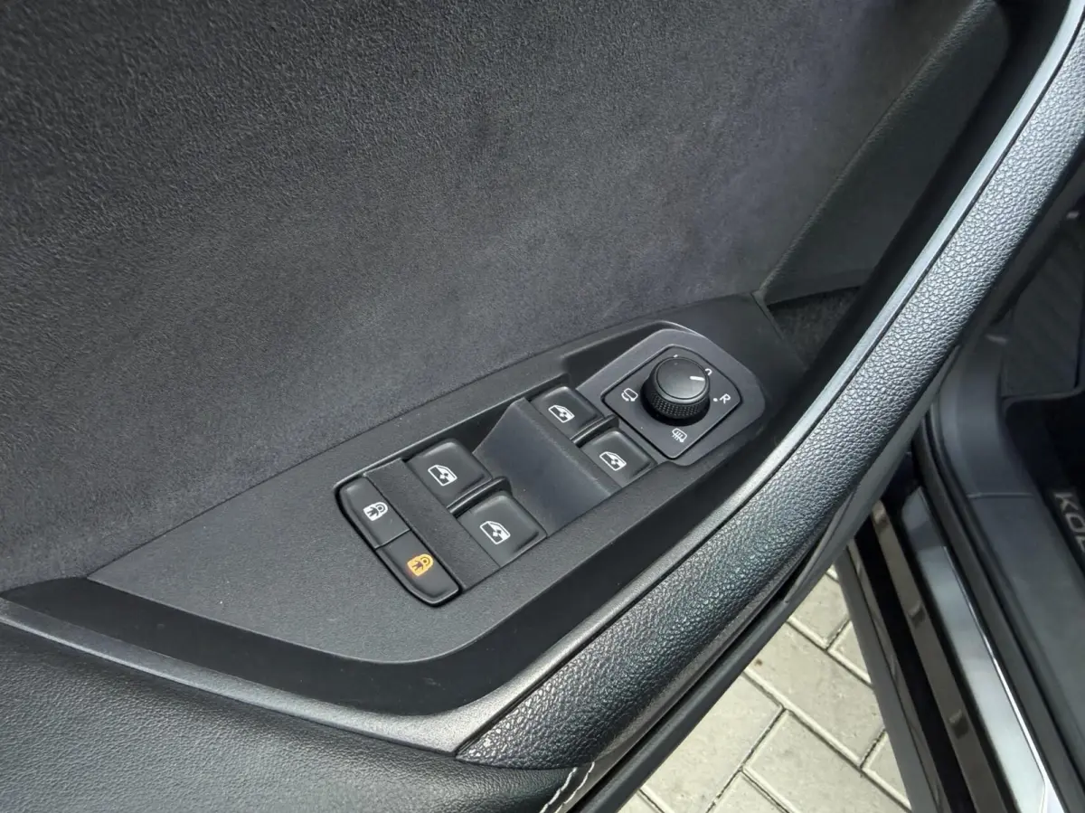 2.0 TSI 4x4 Sportline Business | Panorama dak | Adaptieve Cruise | Dealer onderhouden | Memory stoelen |