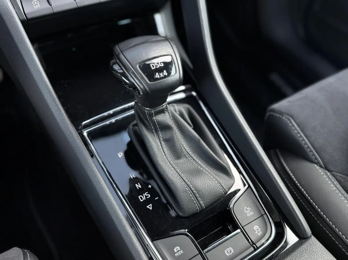 2.0 TSI 4x4 Sportline Business | Panorama dak | Adaptieve Cruise | Dealer onderhouden | Memory stoelen |