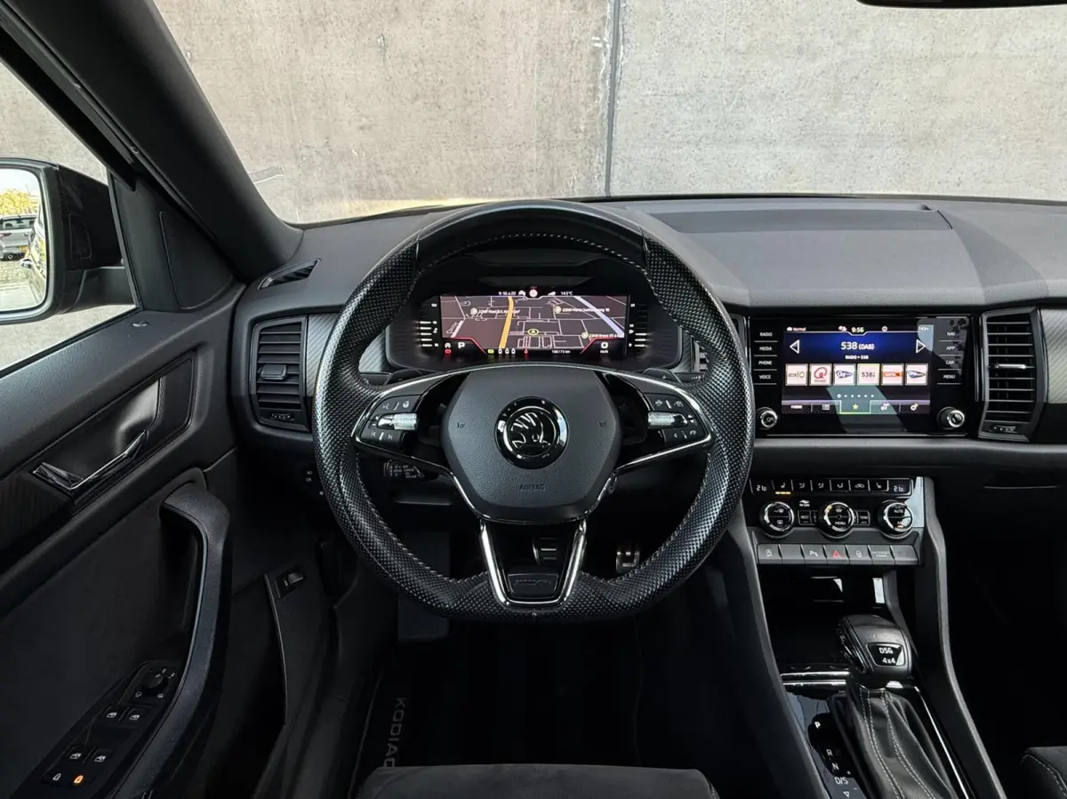 2.0 TSI 4x4 Sportline Business | Panorama dak | Adaptieve Cruise | Dealer onderhouden | Memory stoelen |
