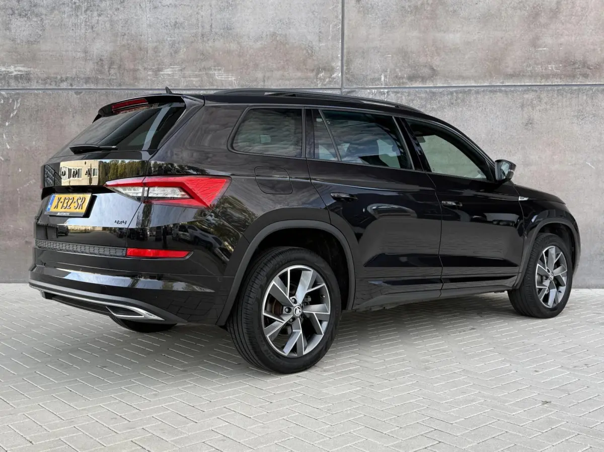 2.0 TSI 4x4 Sportline Business | Panorama dak | Adaptieve Cruise | Dealer onderhouden | Memory stoelen |