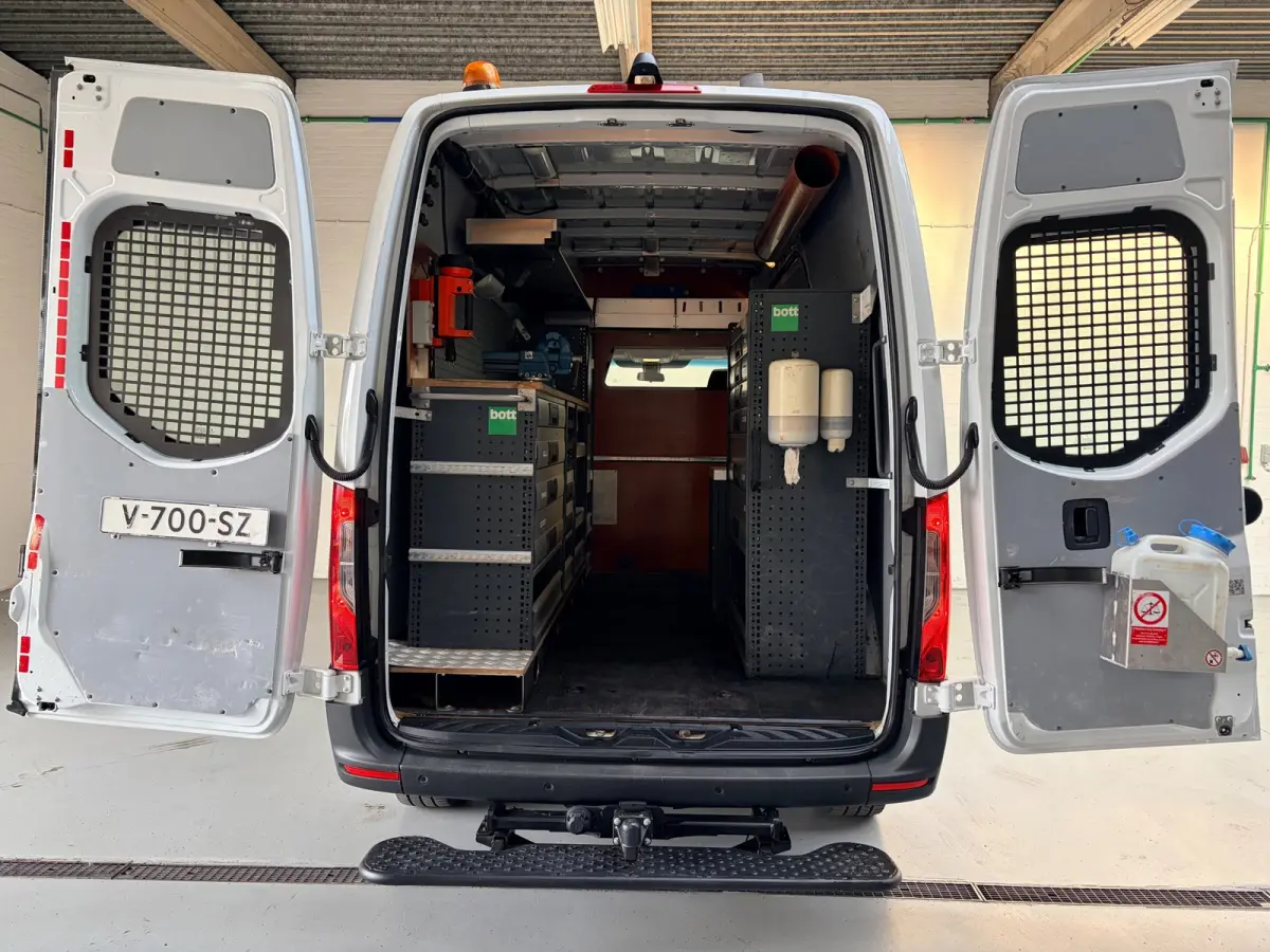 Automaat Servicewagen 314 2.2 CDI 140PK L2H2 euro6 BOTT, Victron V230, Standkachel Trekhaak RIJKLAARPRIJS