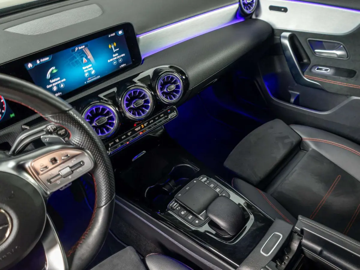 Hatchback 180 Business Solution AMG