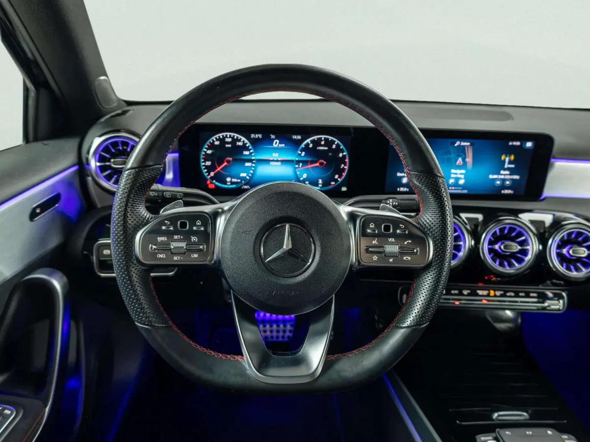 Hatchback 180 Business Solution AMG
