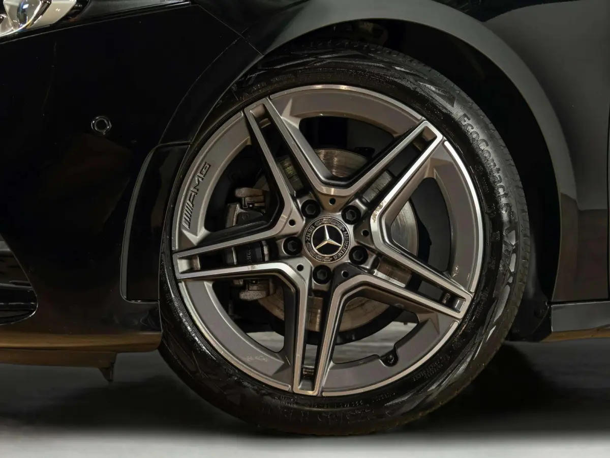 Hatchback 180 Business Solution AMG