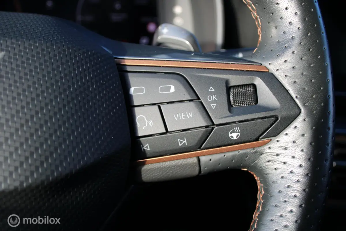 1.4 e-Hybrid Business
