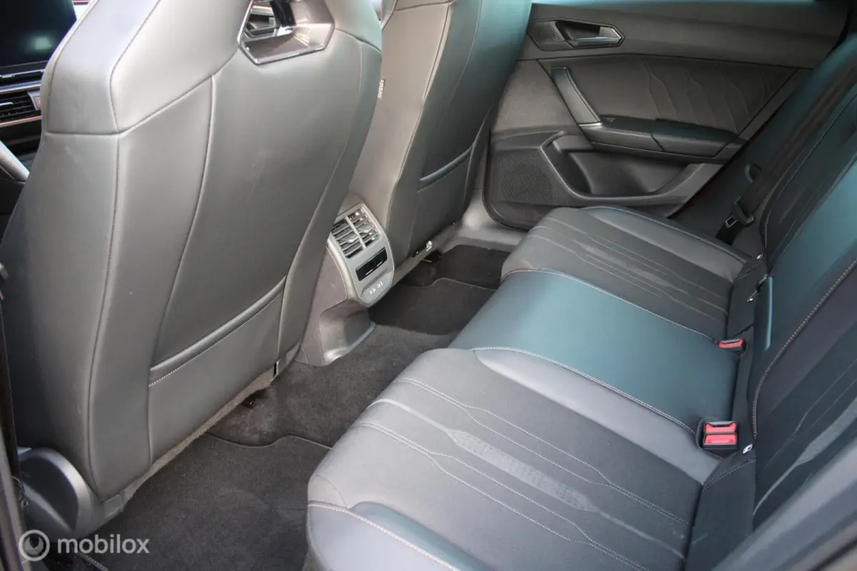 1.4 e-Hybrid Business