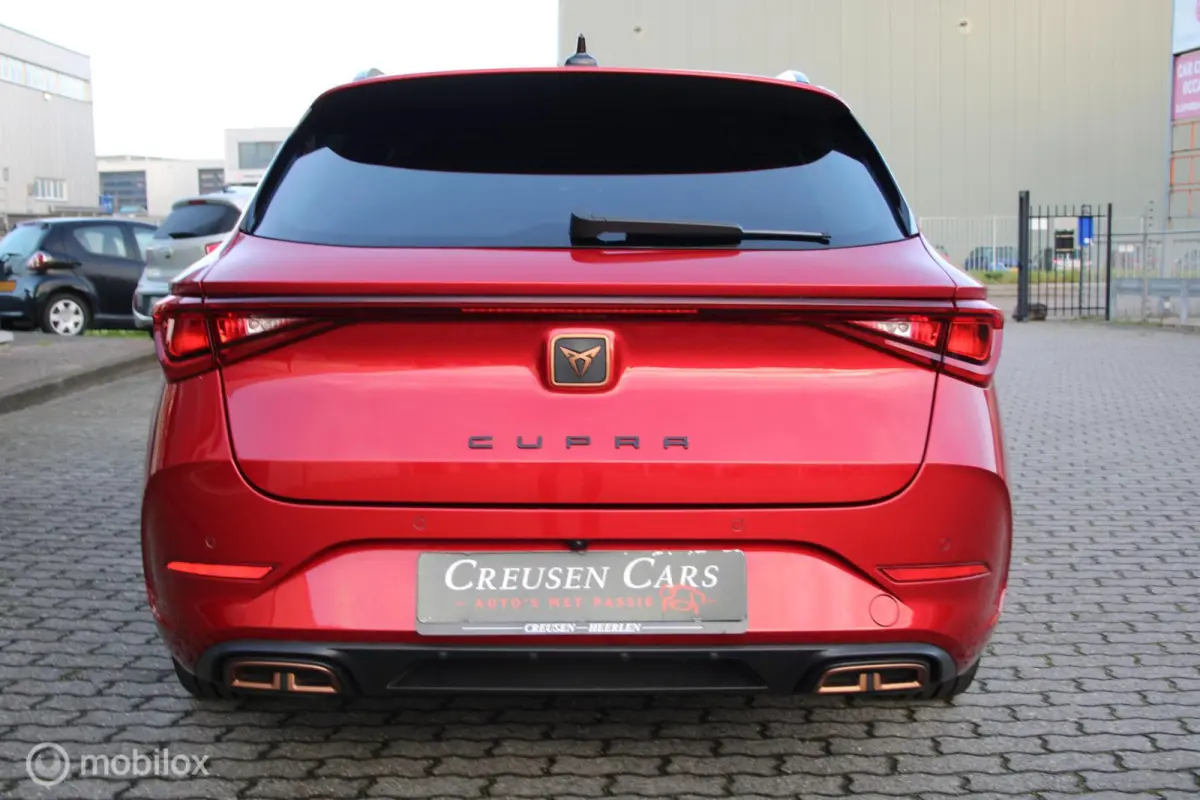 1.4 e-Hybrid Business