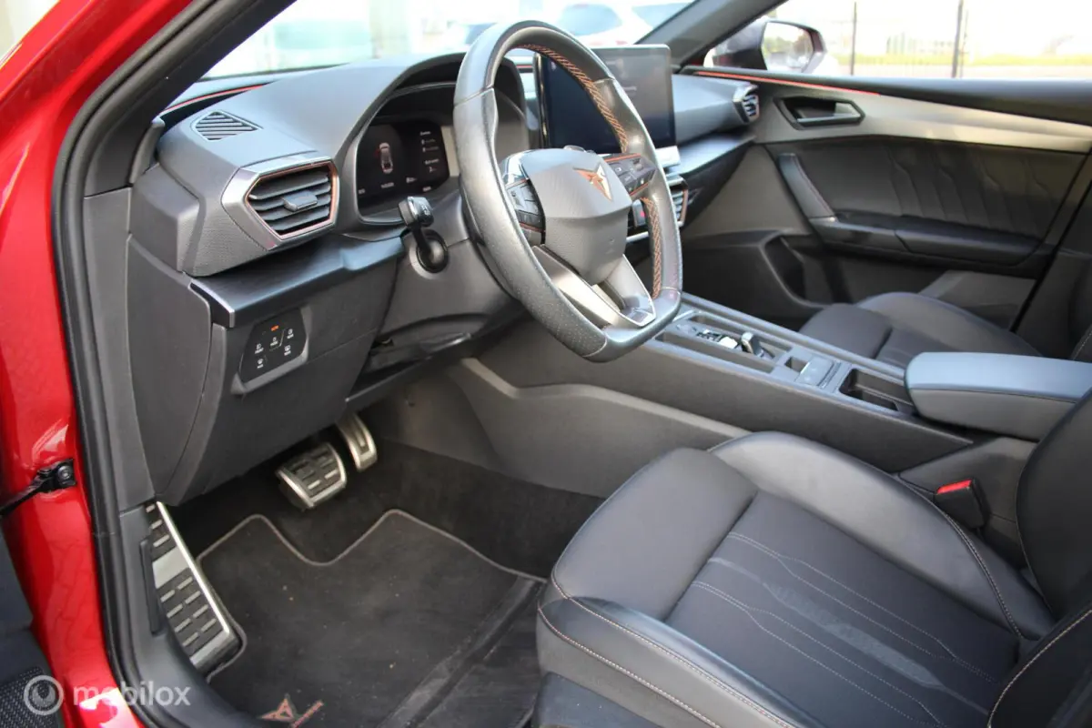 1.4 e-Hybrid Business