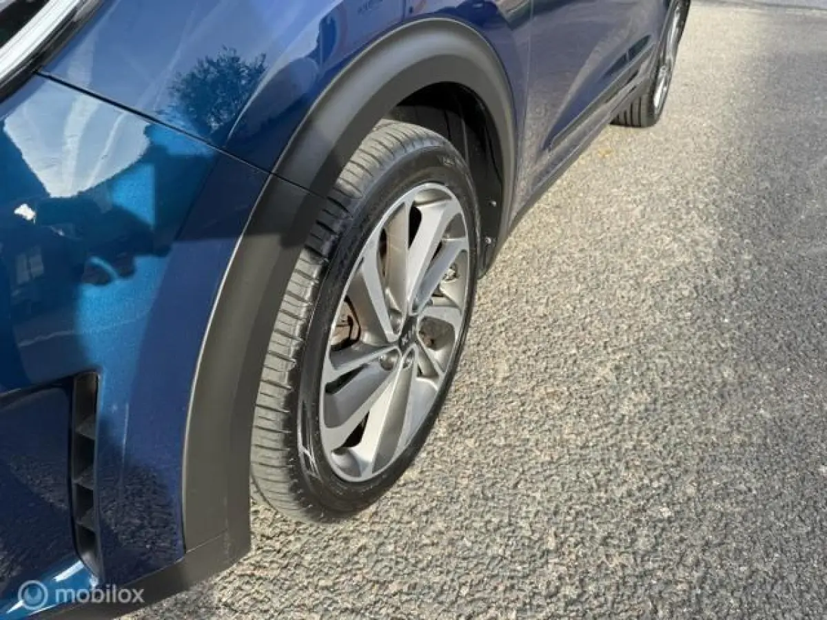 1.6 GDi Hybrid ExecutiveLine Stoel verwarming & verkoeling , stuur verwarmd, Parkeerhulp voor & achter , Navigatie , Camera , dodehoek detectie 1e eigenaar , Door ons nieuw geleverd en onder