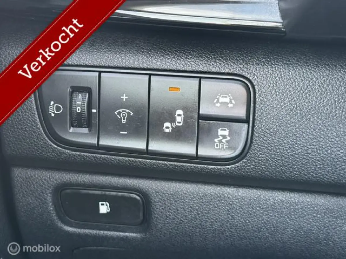 1.6 GDi Hybrid ExecutiveLine Stoel verwarming & verkoeling , stuur verwarmd, Parkeerhulp voor & achter , Navigatie , Camera , dodehoek detectie 1e eigenaar , Door ons nieuw geleverd en onder