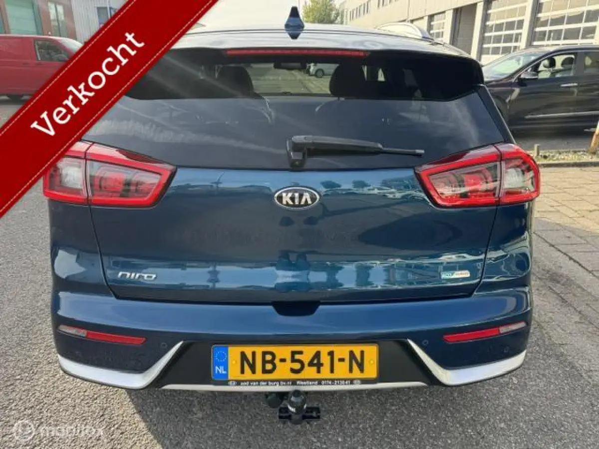 1.6 GDi Hybrid ExecutiveLine Stoel verwarming & verkoeling , stuur verwarmd, Parkeerhulp voor & achter , Navigatie , Camera , dodehoek detectie 1e eigenaar , Door ons nieuw geleverd en onder