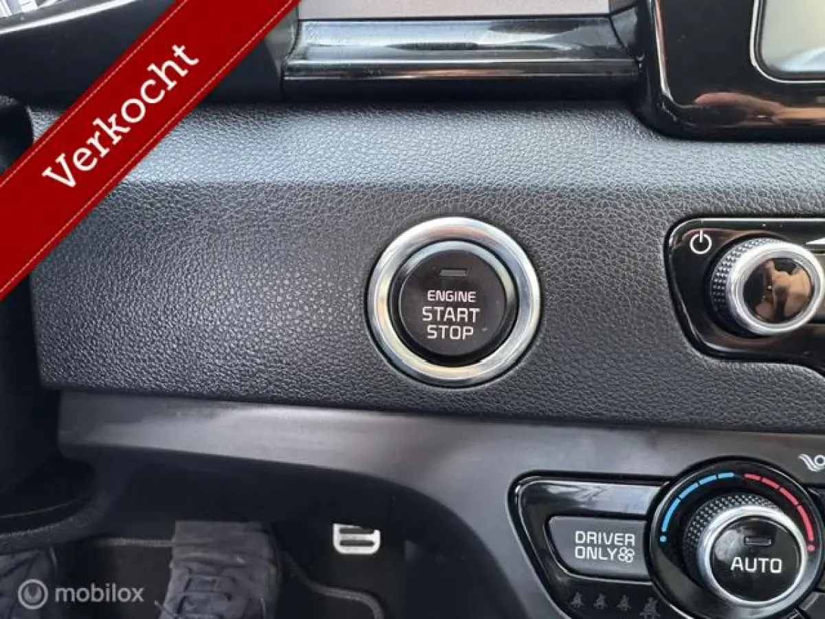 1.6 GDi Hybrid ExecutiveLine Stoel verwarming & verkoeling , stuur verwarmd, Parkeerhulp voor & achter , Navigatie , Camera , dodehoek detectie 1e eigenaar , Door ons nieuw geleverd en onder
