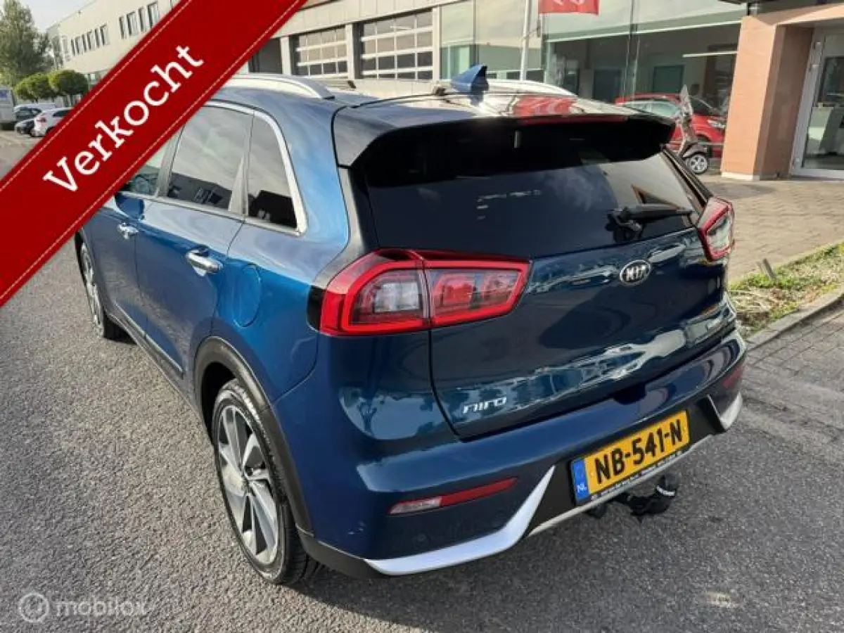 1.6 GDi Hybrid ExecutiveLine Stoel verwarming & verkoeling , stuur verwarmd, Parkeerhulp voor & achter , Navigatie , Camera , dodehoek detectie 1e eigenaar , Door ons nieuw geleverd en onder