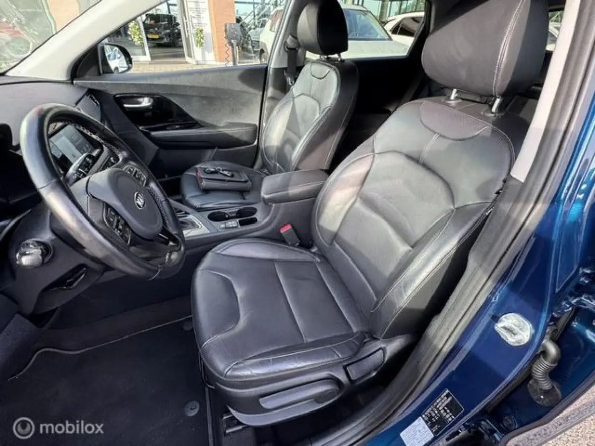1.6 GDi Hybrid ExecutiveLine Stoel verwarming & verkoeling , stuur verwarmd, Parkeerhulp voor & achter , Navigatie , Camera , dodehoek detectie 1e eigenaar , Door ons nieuw geleverd en onder