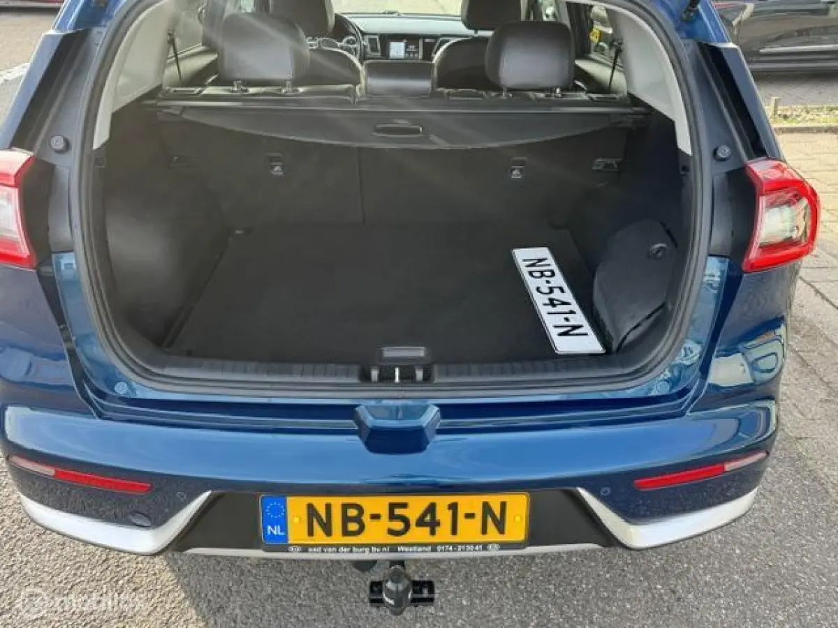 1.6 GDi Hybrid ExecutiveLine Stoel verwarming & verkoeling , stuur verwarmd, Parkeerhulp voor & achter , Navigatie , Camera , dodehoek detectie 1e eigenaar , Door ons nieuw geleverd en onder