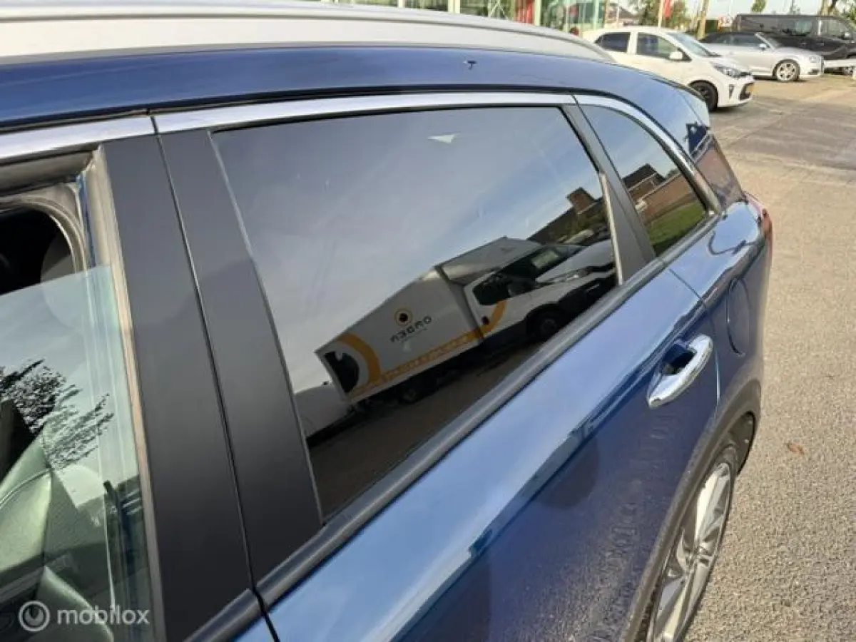 1.6 GDi Hybrid ExecutiveLine Stoel verwarming & verkoeling , stuur verwarmd, Parkeerhulp voor & achter , Navigatie , Camera , dodehoek detectie 1e eigenaar , Door ons nieuw geleverd en onder