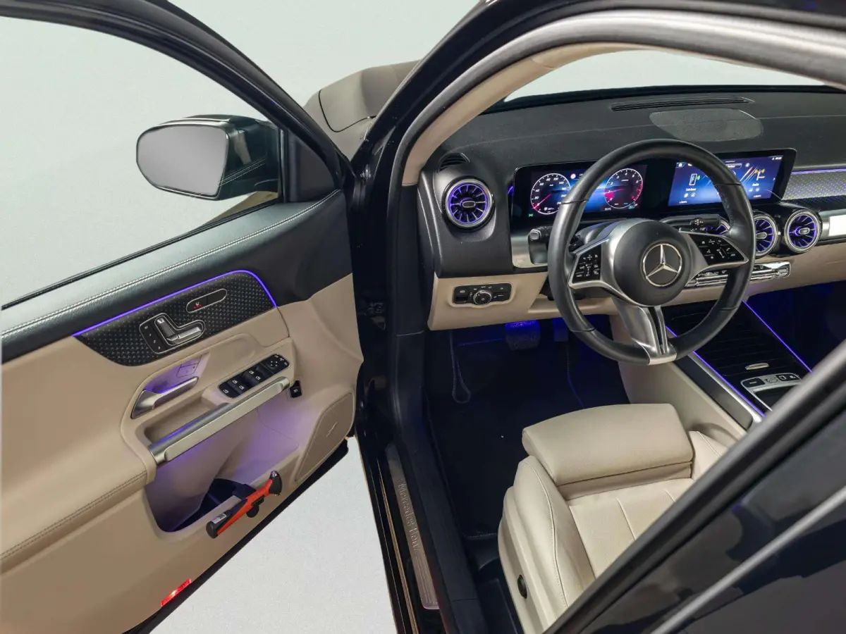200 Luxury Line 7p.