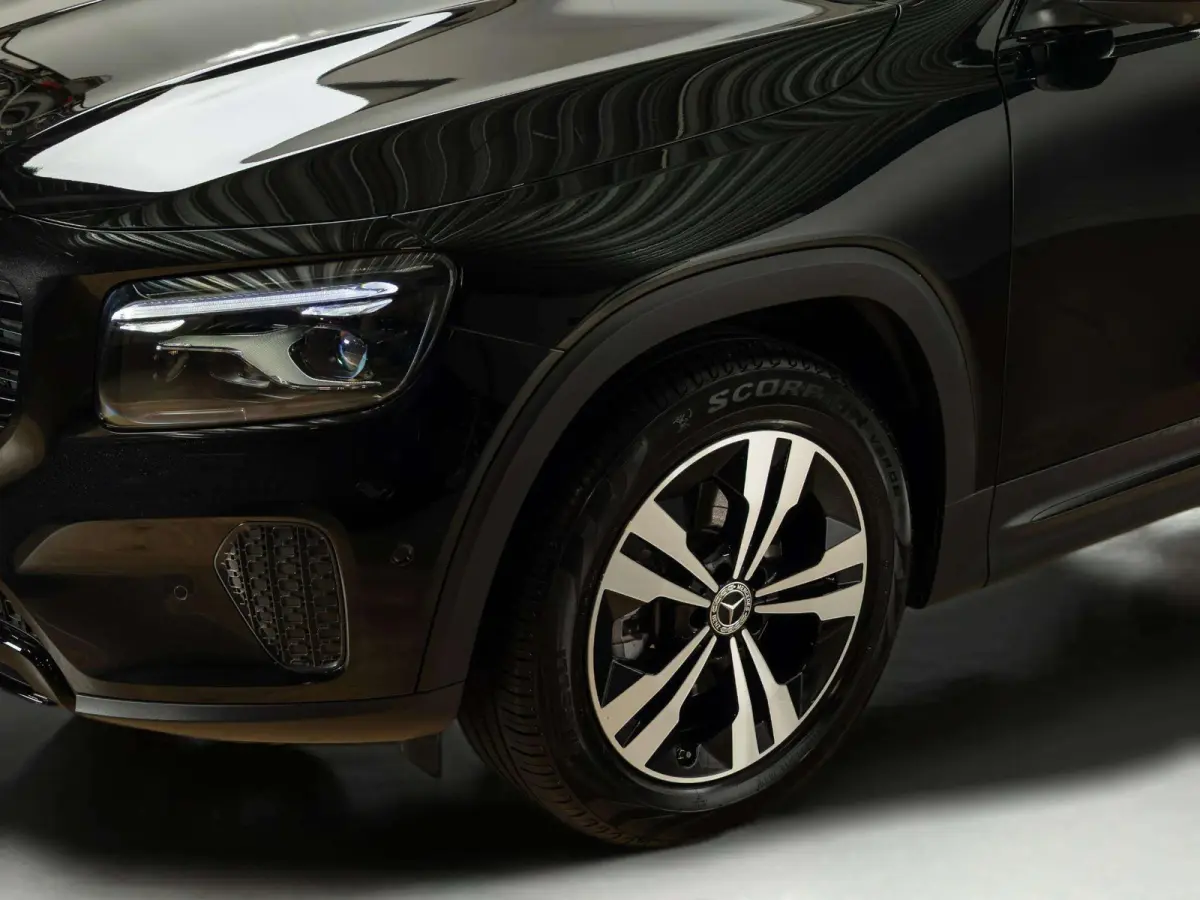 200 Luxury Line 7p.