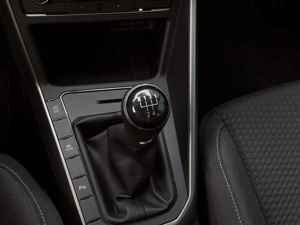 1.0 TSI Comfortline Business CARPLAY | ADAPT.CRUISE | CLIMA | PDC | NAV | 41'DKM!! | NAP | 1'EIG