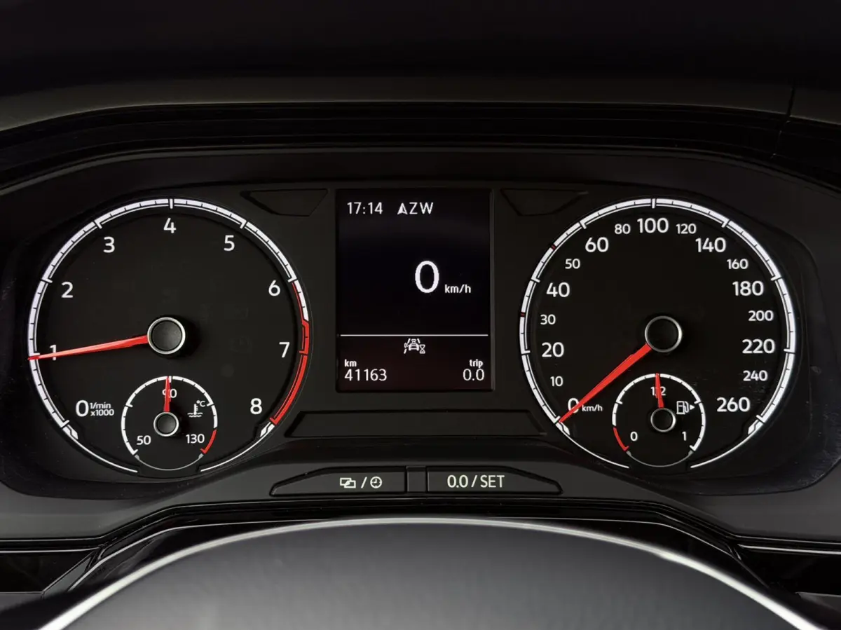 1.0 TSI Comfortline Business CARPLAY | ADAPT.CRUISE | CLIMA | PDC | NAV | 41'DKM!! | NAP | 1'EIG