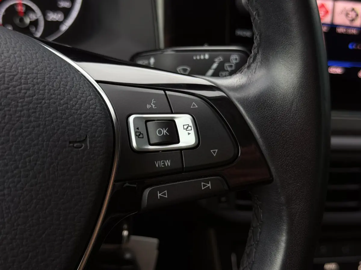 1.0 TSI Comfortline Business CARPLAY | ADAPT.CRUISE | CLIMA | PDC | NAV | 41'DKM!! | NAP | 1'EIG