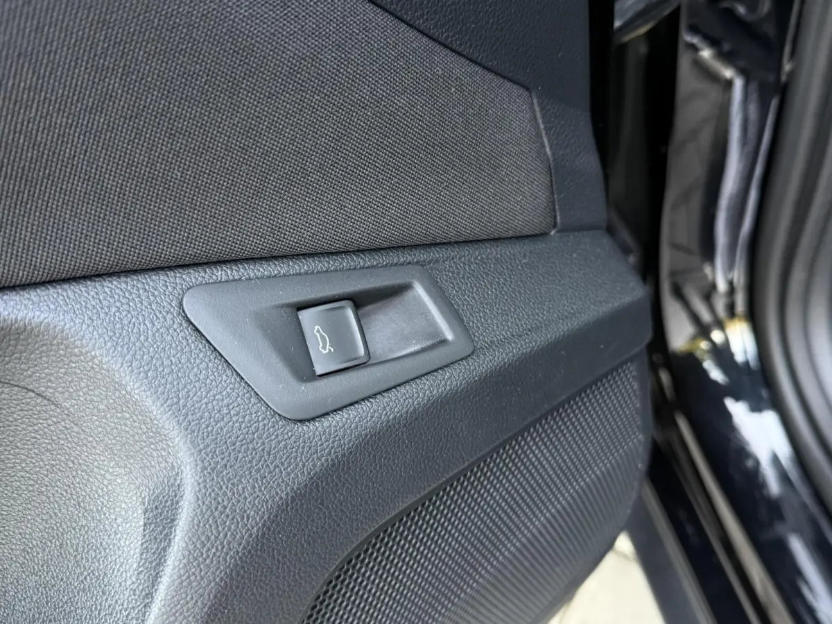 1.5 TSI Sport Business R-Line | Panorama dak | Camera | Keyless | CarPlay | Adaptieve Cruise |