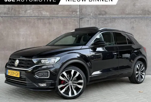1.5 TSI Sport Business R-Line | Panorama dak | Camera | Keyless | CarPlay | Adaptieve Cruise |