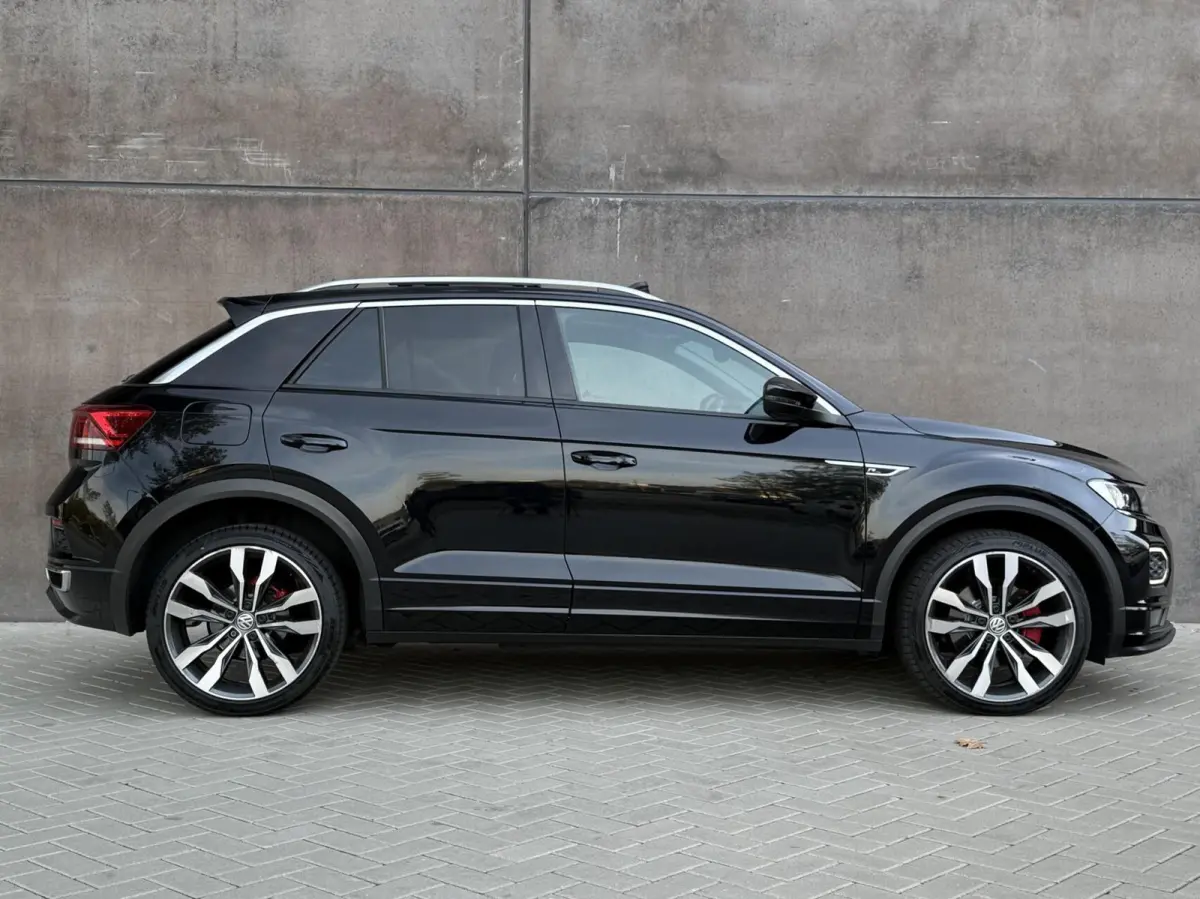 1.5 TSI Sport Business R-Line | Panorama dak | Camera | Keyless | CarPlay | Adaptieve Cruise |