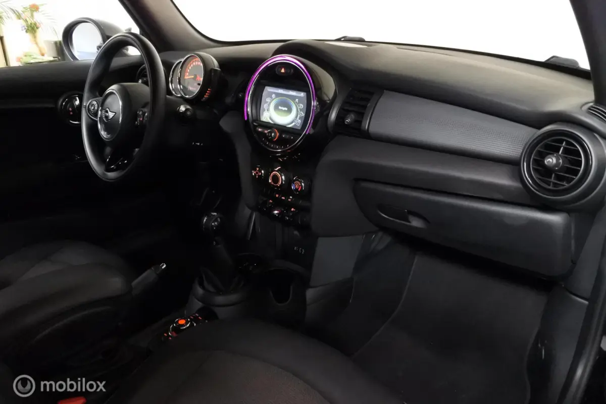 I 1.5 I Cooper Business I NAP I Airco I Cruise I Navi