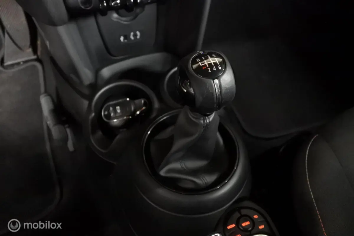 I 1.5 I Cooper Business I NAP I Airco I Cruise I Navi