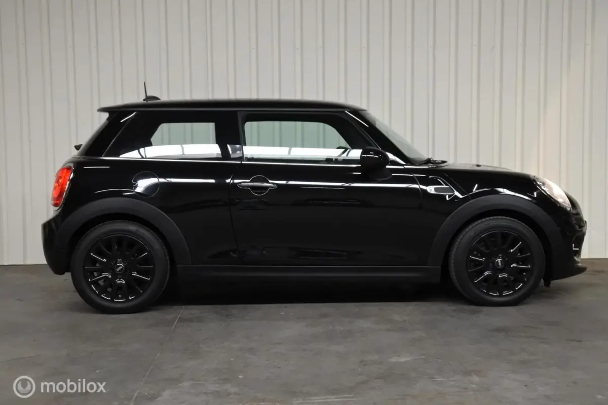 I 1.5 I Cooper Business I NAP I Airco I Cruise I Navi
