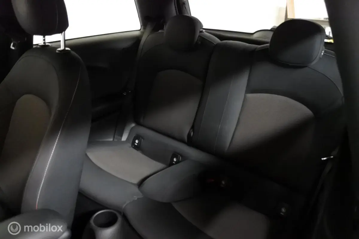 I 1.5 I Cooper Business I NAP I Airco I Cruise I Navi