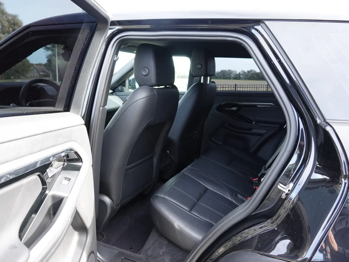 1.5 P300e PHEV AWD NL-AUTO | BLACK PACK | SURROUND VIEW | LEER | NAVI