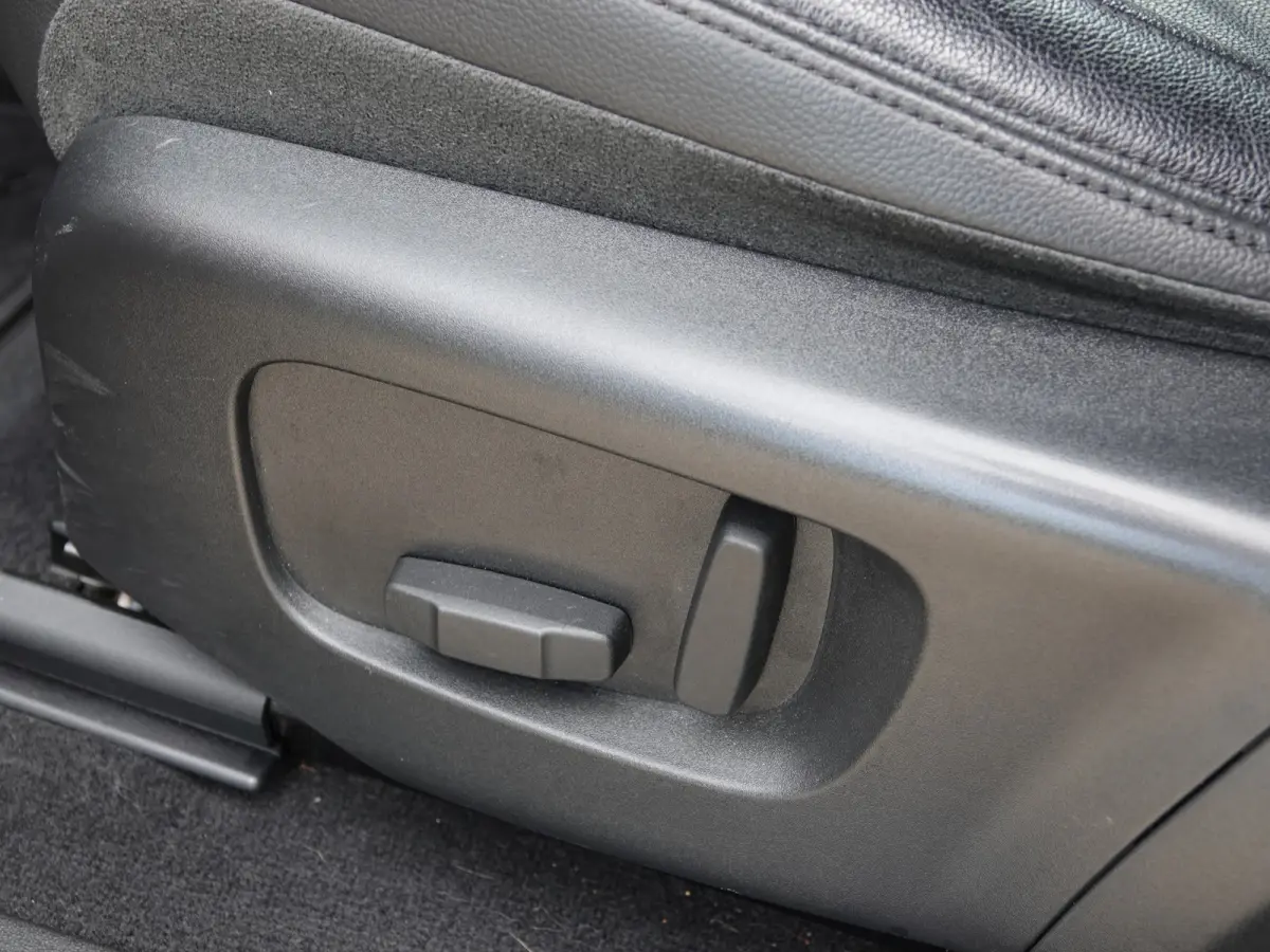 1.5 P300e PHEV AWD NL-AUTO | BLACK PACK | SURROUND VIEW | LEER | NAVI